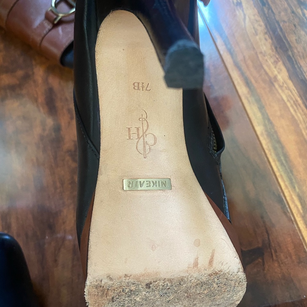 Cole Haan black & Brown boots - Picture 6 of 8